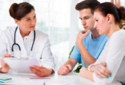 Couple meeting with doctor